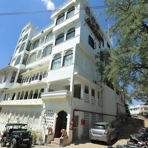 Darbargarh A Unit Of Khamma Ghani A Boutique *** Udaipur